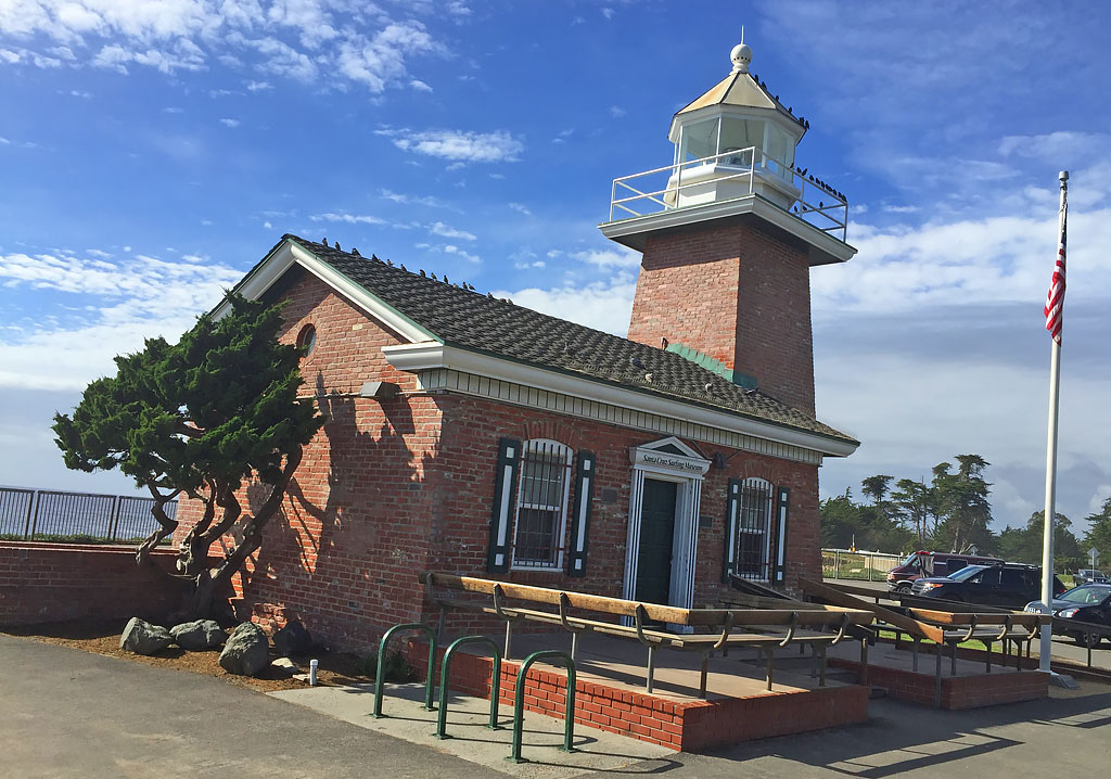 Santa Cruz Surfing Museum – in historic Lighthouse